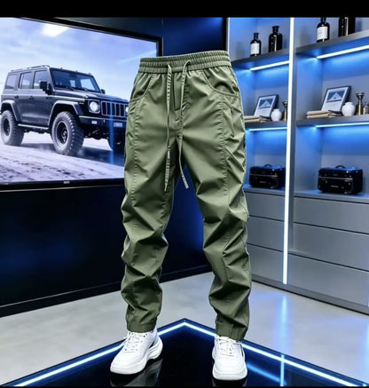 💚Men's minimalist slim-fit trousers